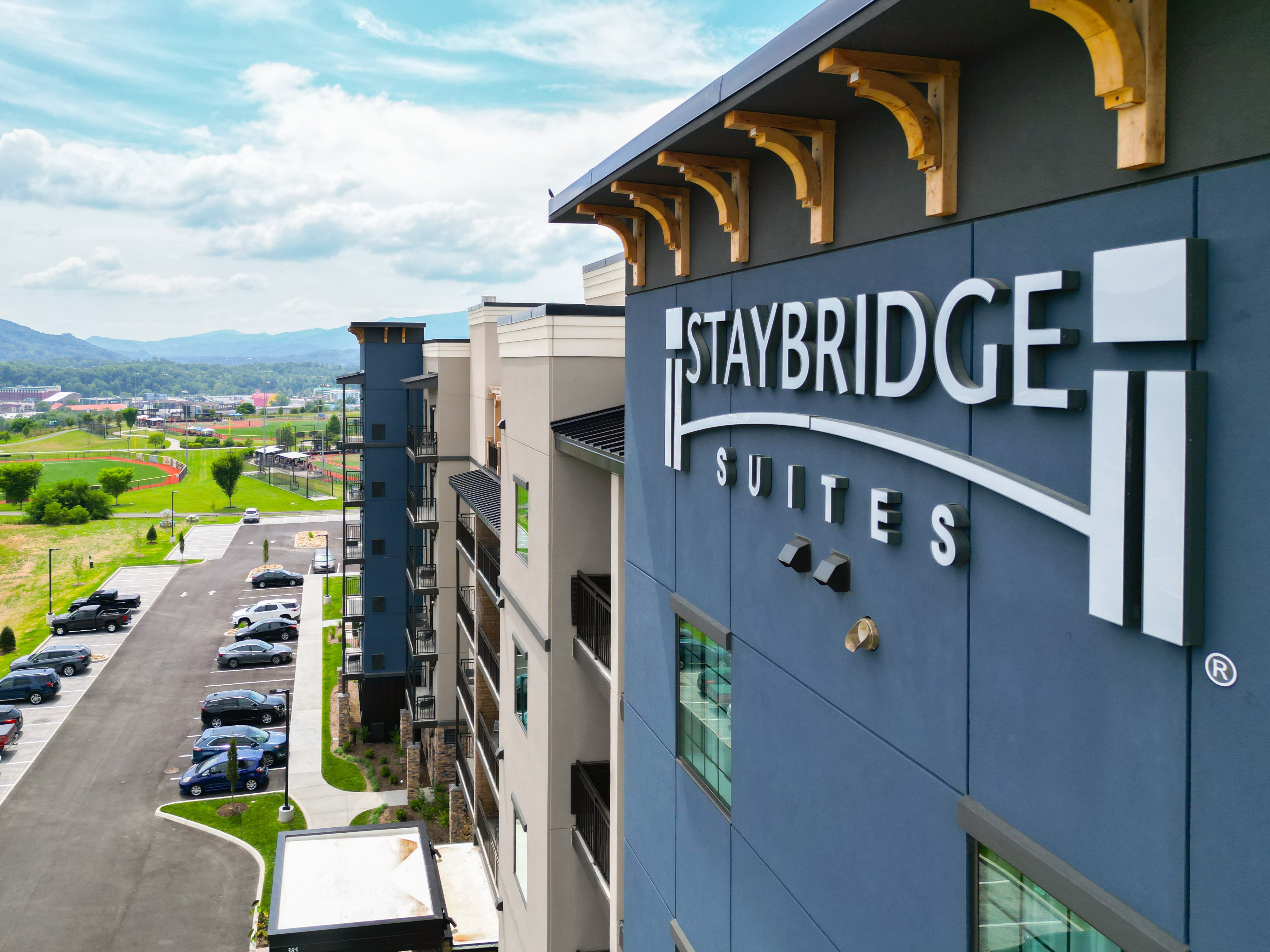 Staybridge Suites Pigeon Forge - Smoky Mtns, an IHG Hotel 2/50