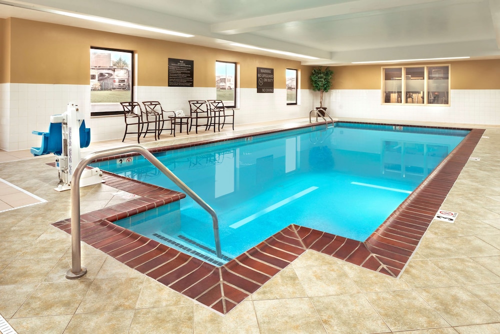 Hampton Inn Knoxville East 36/55