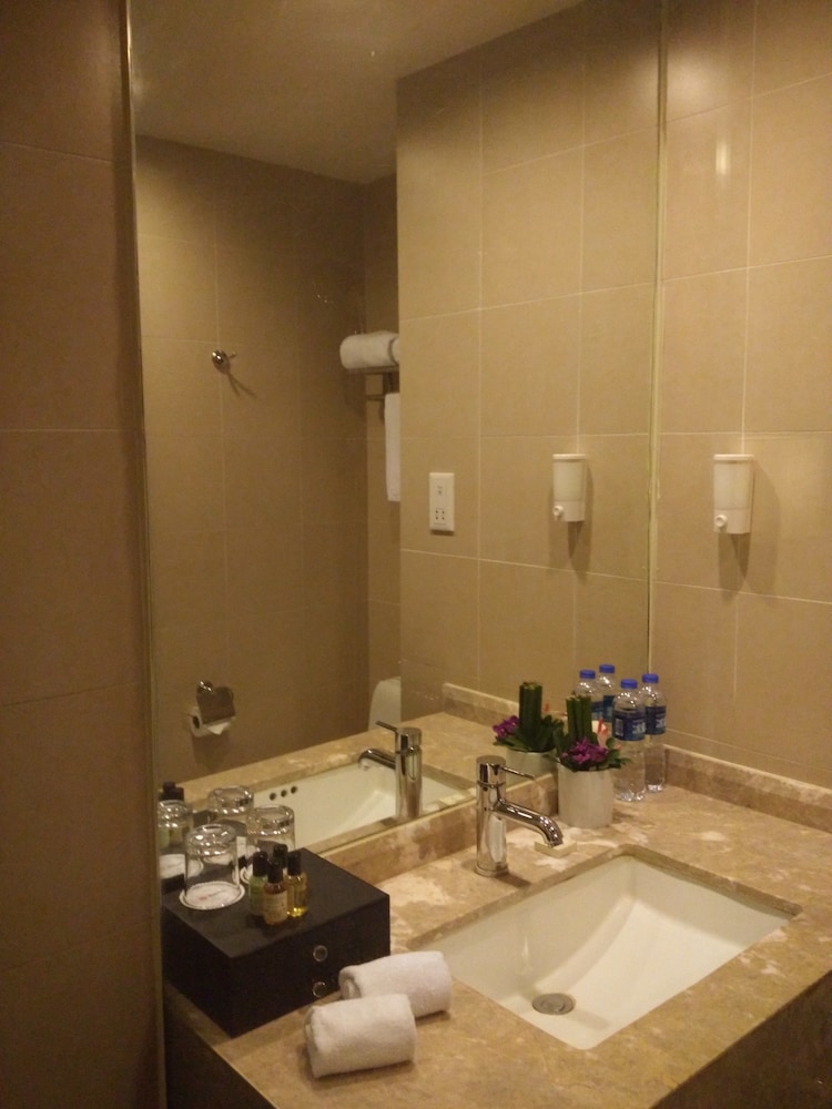UrCove by HYATT Shanghai Jinqiao Center 39/40