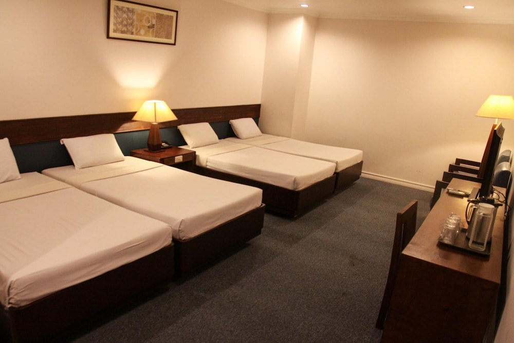 De Luxe Hotel 18/40