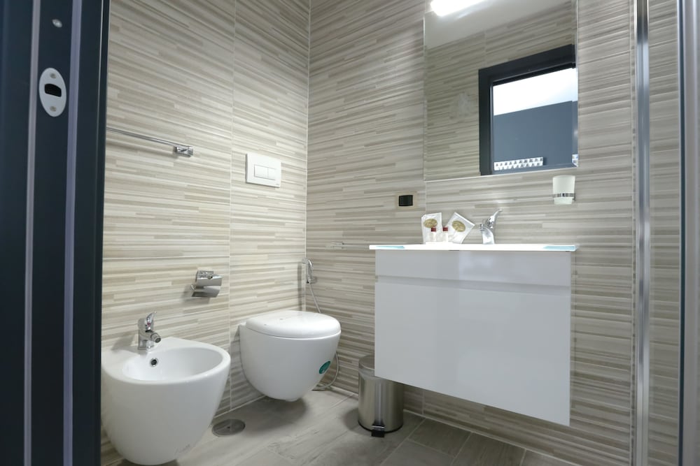 Ecumano Space 63/63