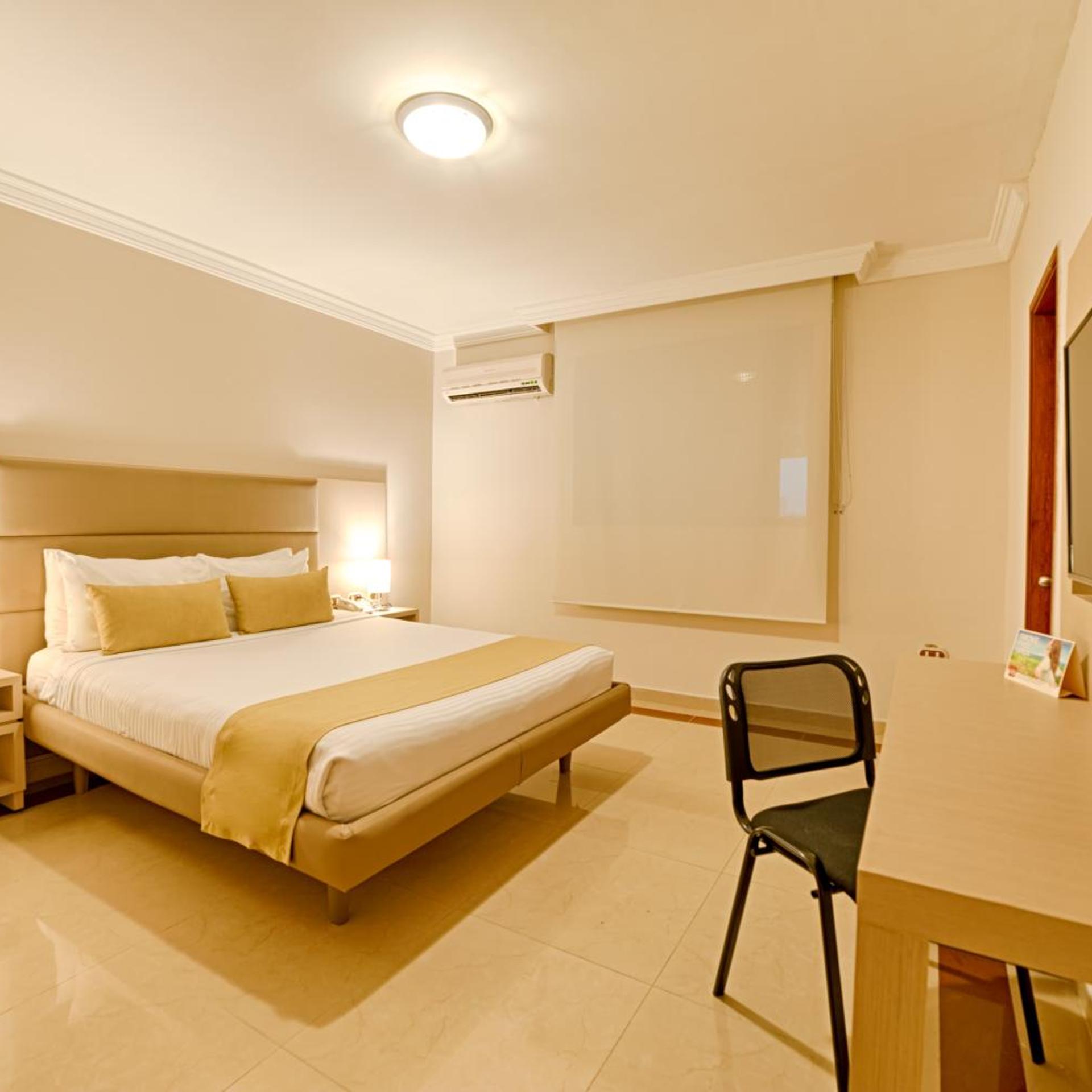 Hotel Caribe 79 12/25
