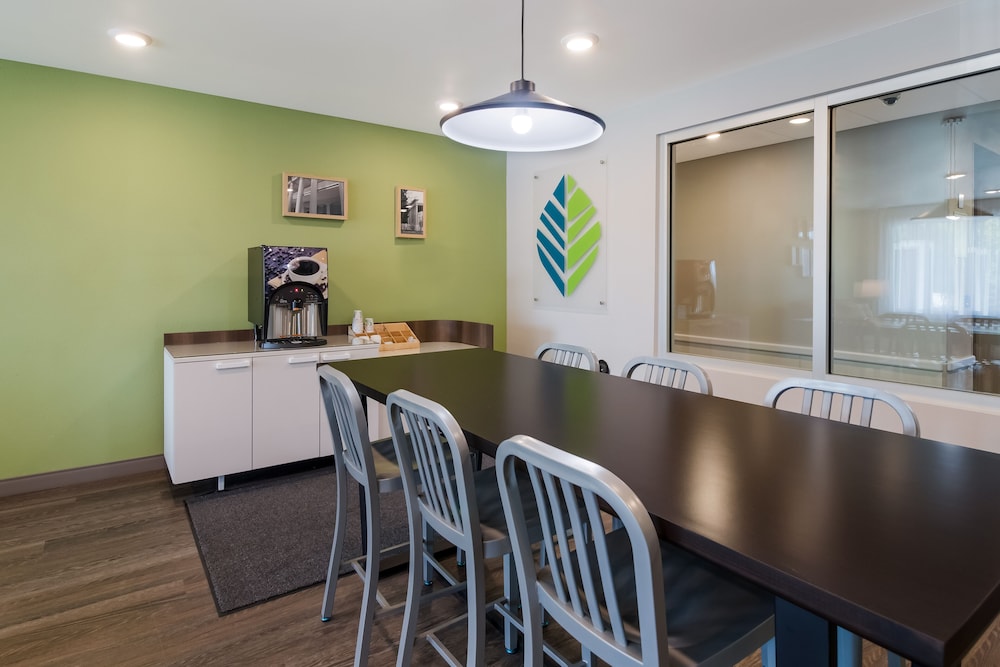 WoodSpring Suites Wixom - Novi 30/47