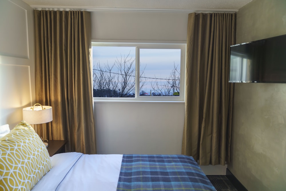 The Steveston Cafe & Hotel 28/56