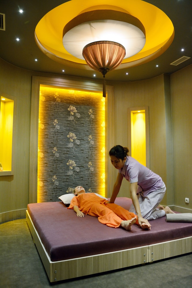 Limak Eurasia Luxury Hotel 21/49