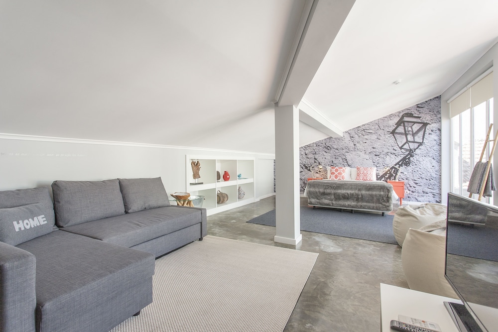 Emporium Lisbon Suites 25/50