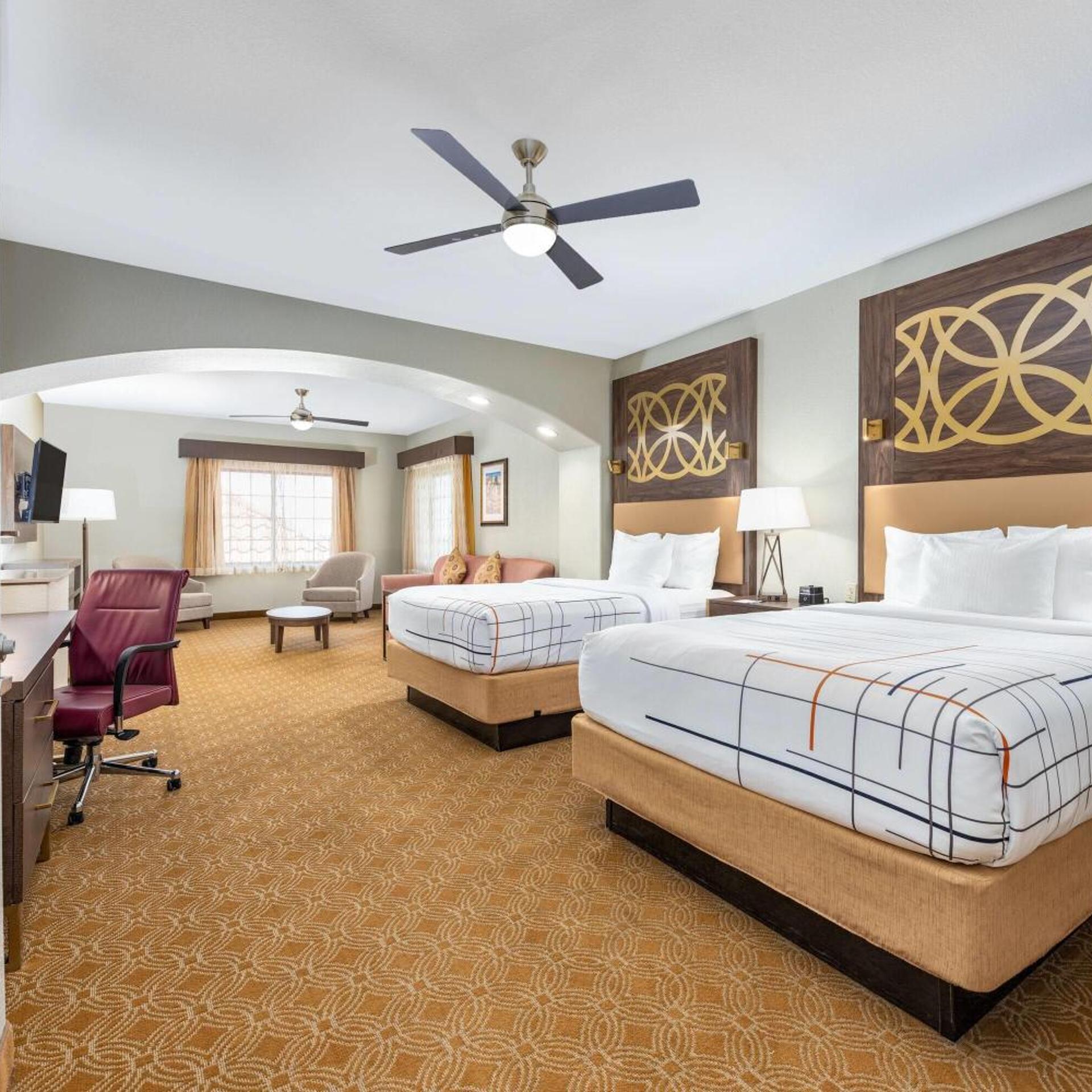 Suite, 2 Queen Beds, No Balcony