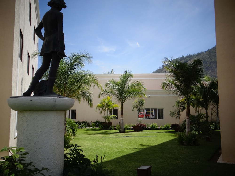 Hotel Las Palomas Tepic Express 61/66