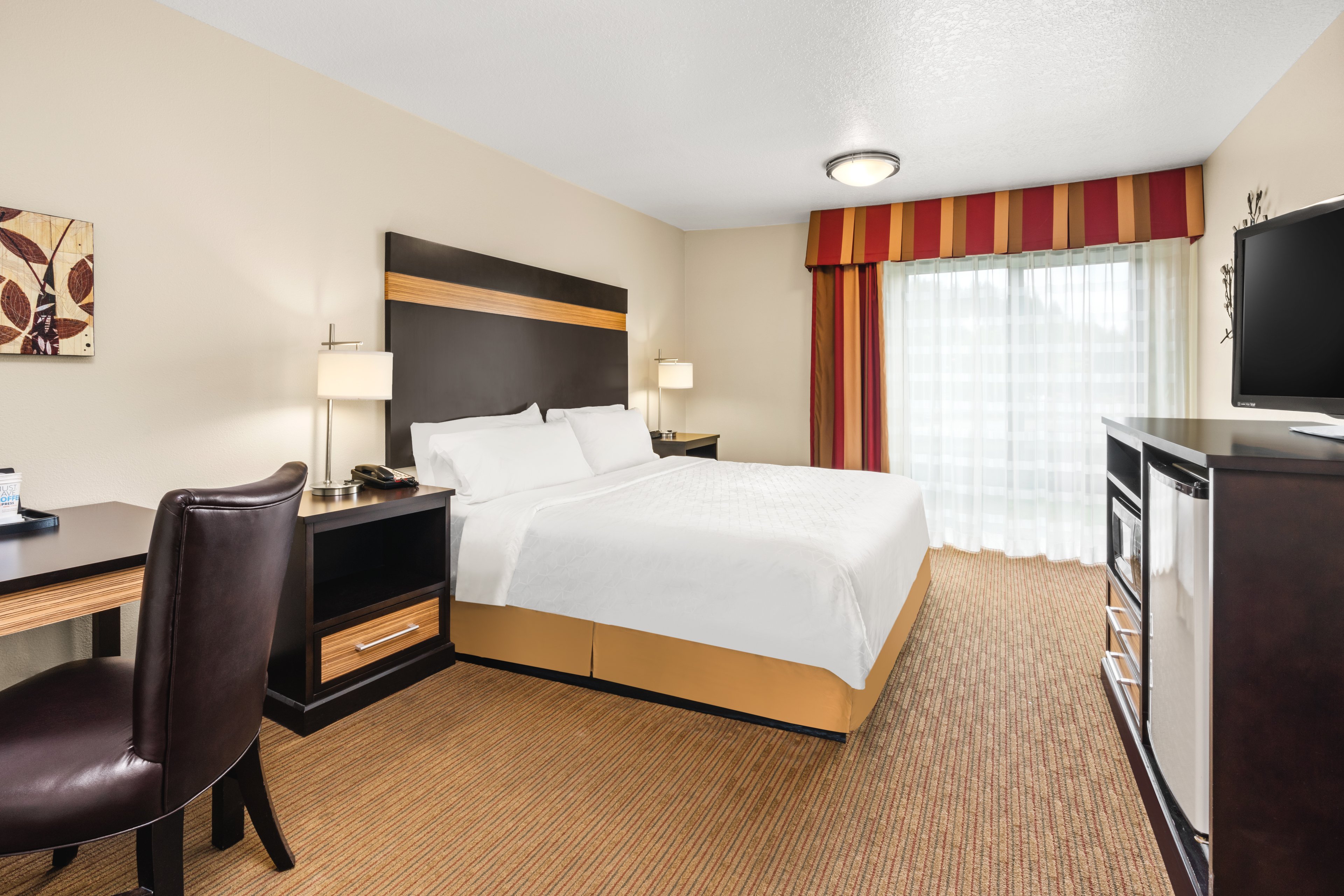 Holiday Inn Express Portland Se-Clackamas Area 14/50