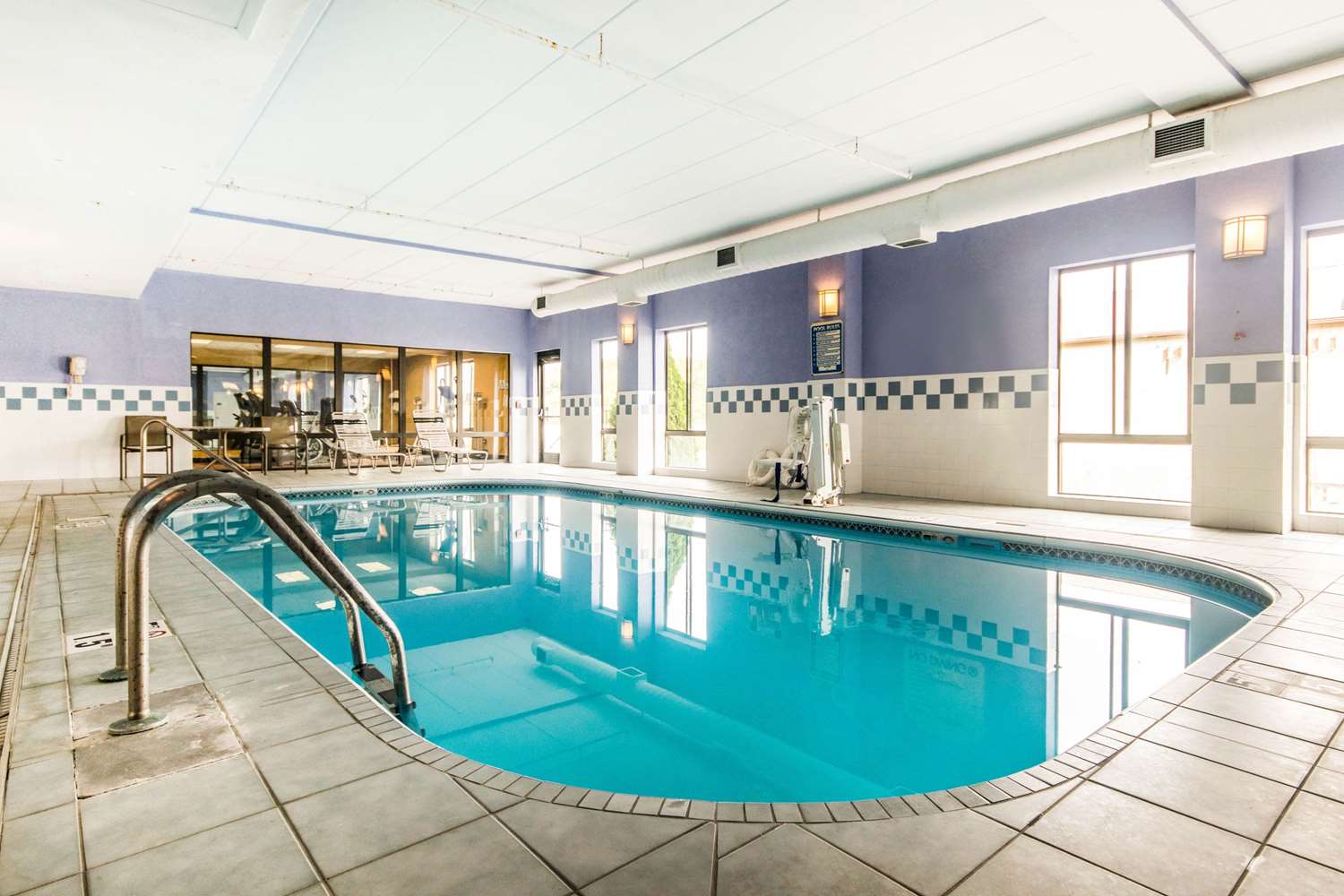 Quality Inn & Suites Lawrenceburg 4/8