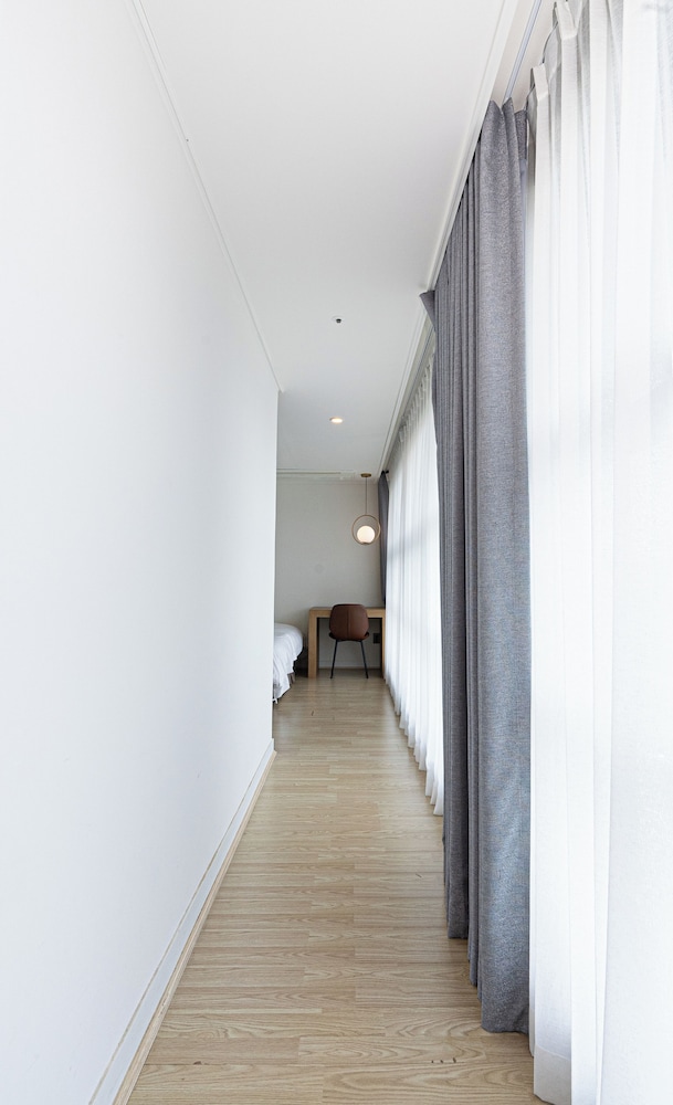 Hotel the Grang Jungmun 27/50