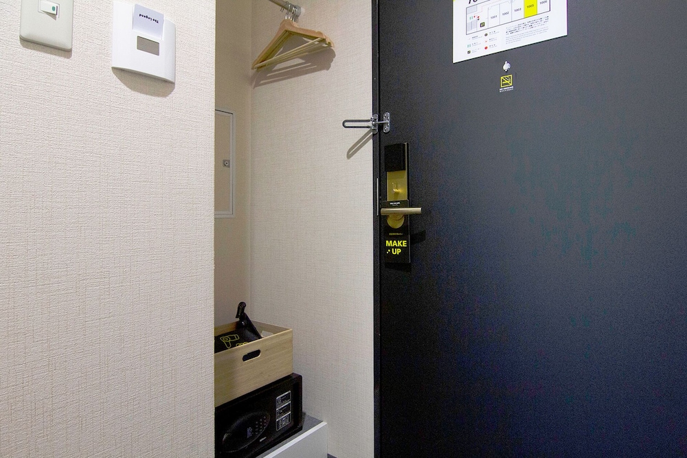 CHECKinn Osaka Shinimamiya 20/30