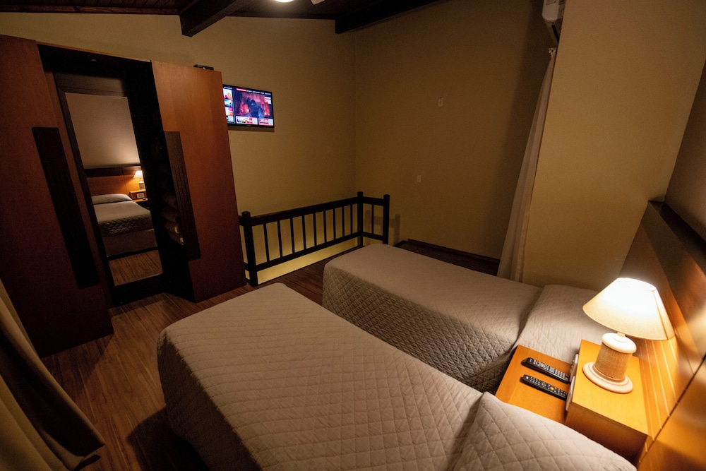 Hotel Serra Nevada 24/50