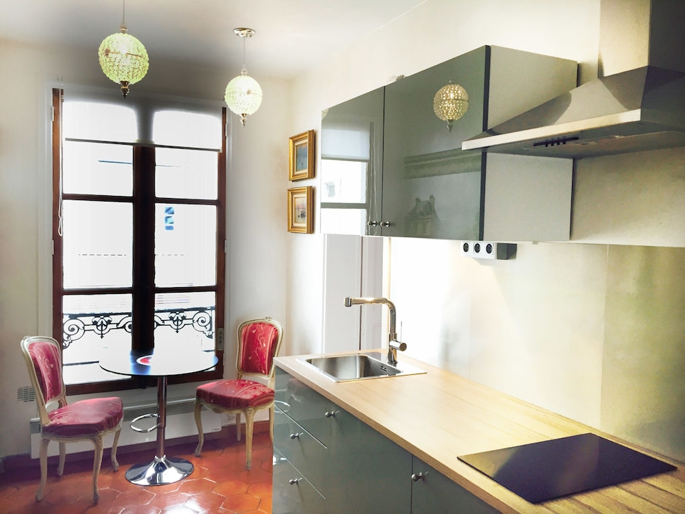 Le Pavillon 36/43