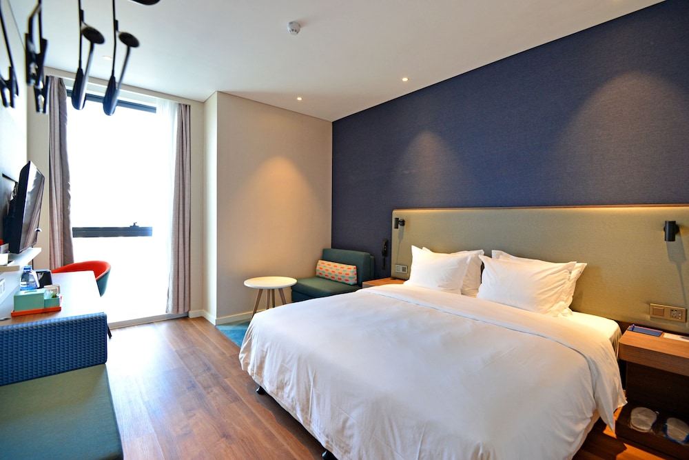 Holiday Inn Express Hangzhou Binjiang 15/52