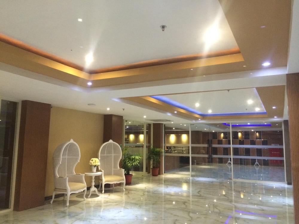 Sylvia Hotel Premier Kupang 35/57