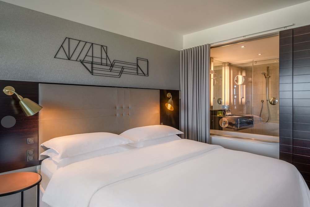 Four Points by Sheraton Munich Arabellapark 10/28