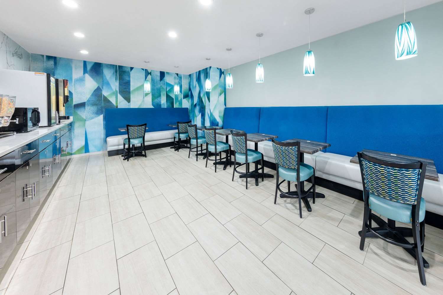 Days Inn By Wyndham Springville 31/44