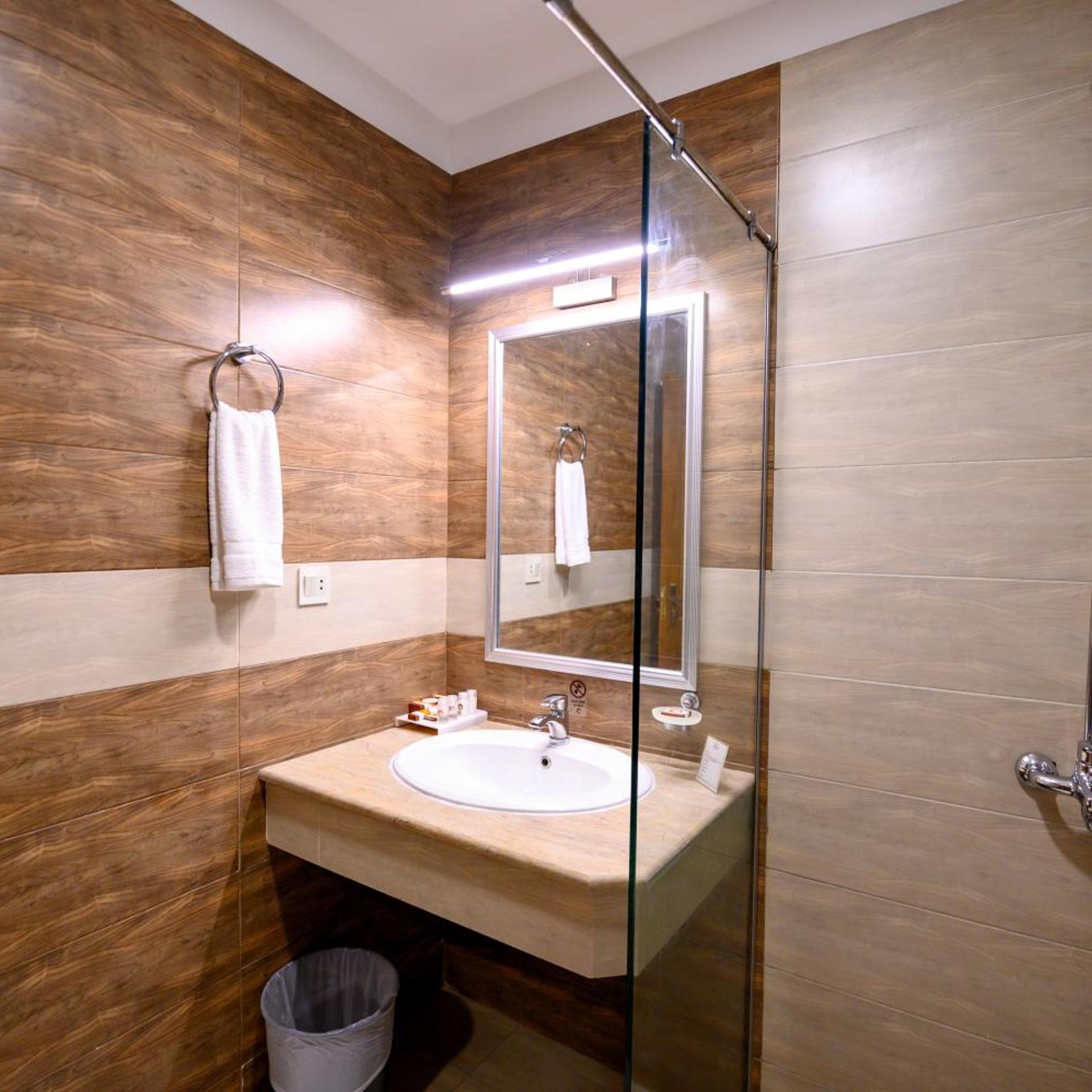 Hotel One Sargodha 27/27
