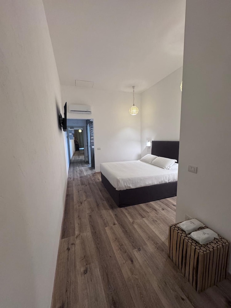 Irooms Campo Dei Fiori 15/50