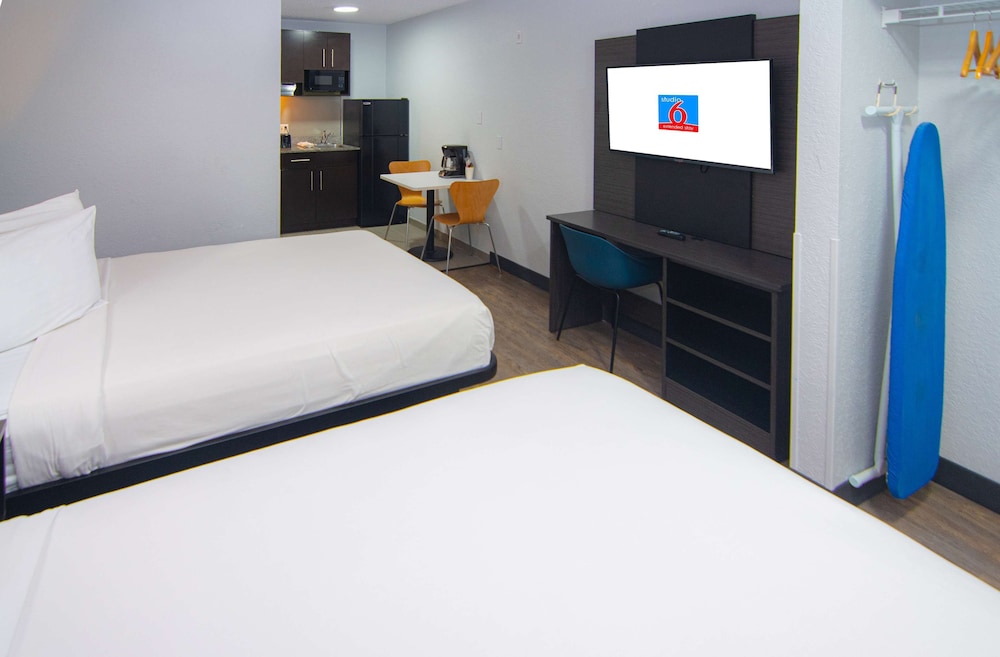 Studio 6 Extended Stay - Coral Springs, FL - Fort Lauderdale 23/60