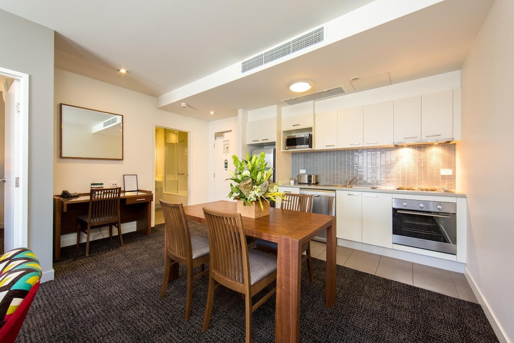Quest Albury 34/41