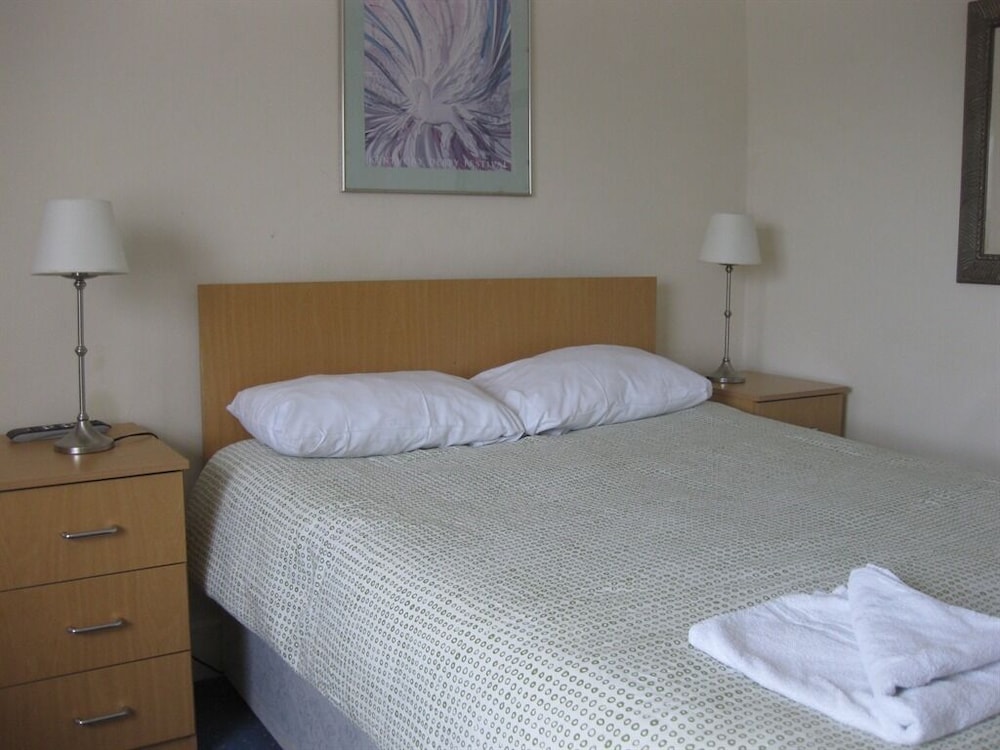 Charlotte Guest House 13/73