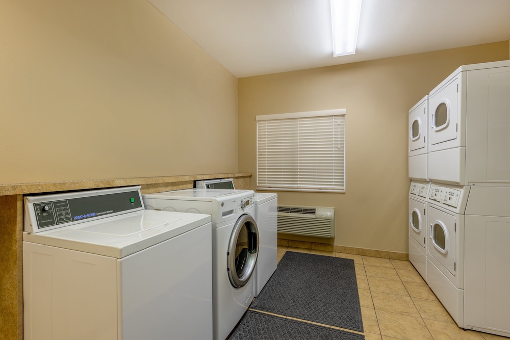 Candlewood Suites Springfield South 15/43