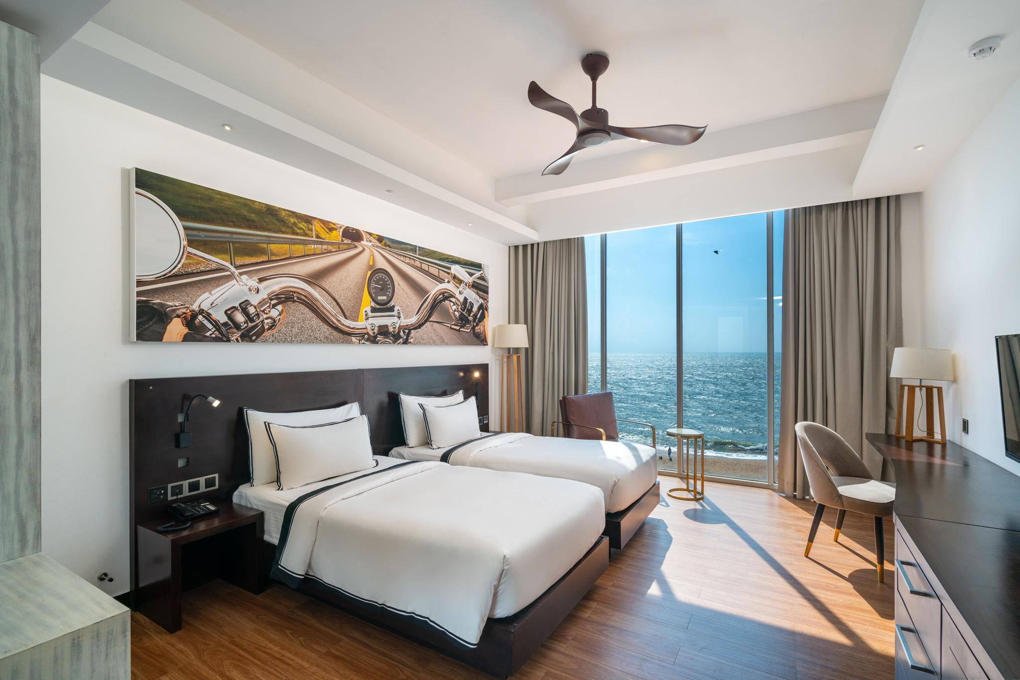 Super, Deluxe, Twin Beds, Sea View, No Balcony