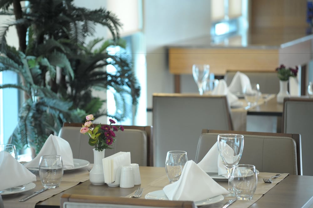 Nearport Hotel 25/34