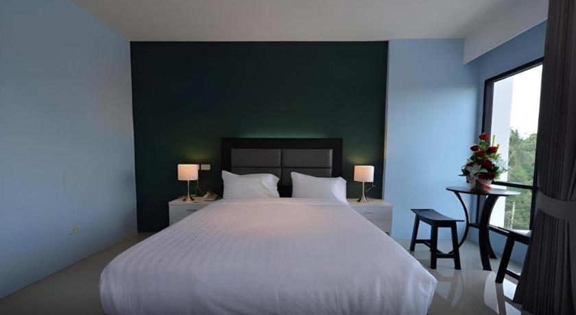 Sixty Six Place Hotel 18/42
