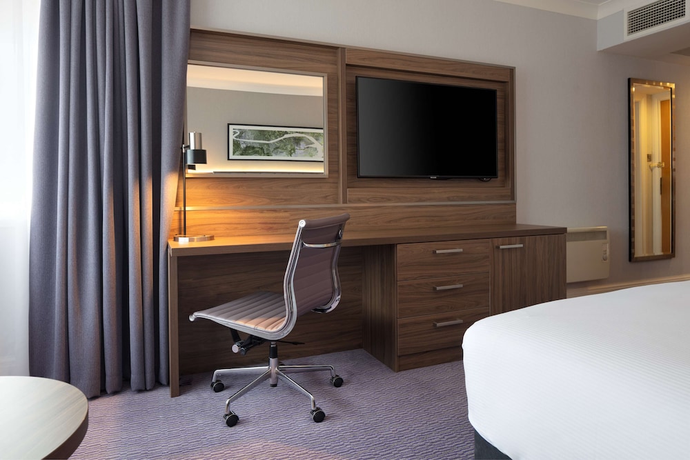 Doubletree By Hilton Edinburgh Airport 84/84