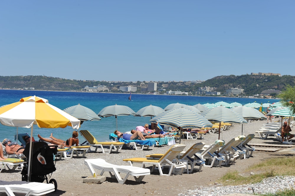 Heleni Beach Hotel 40/50