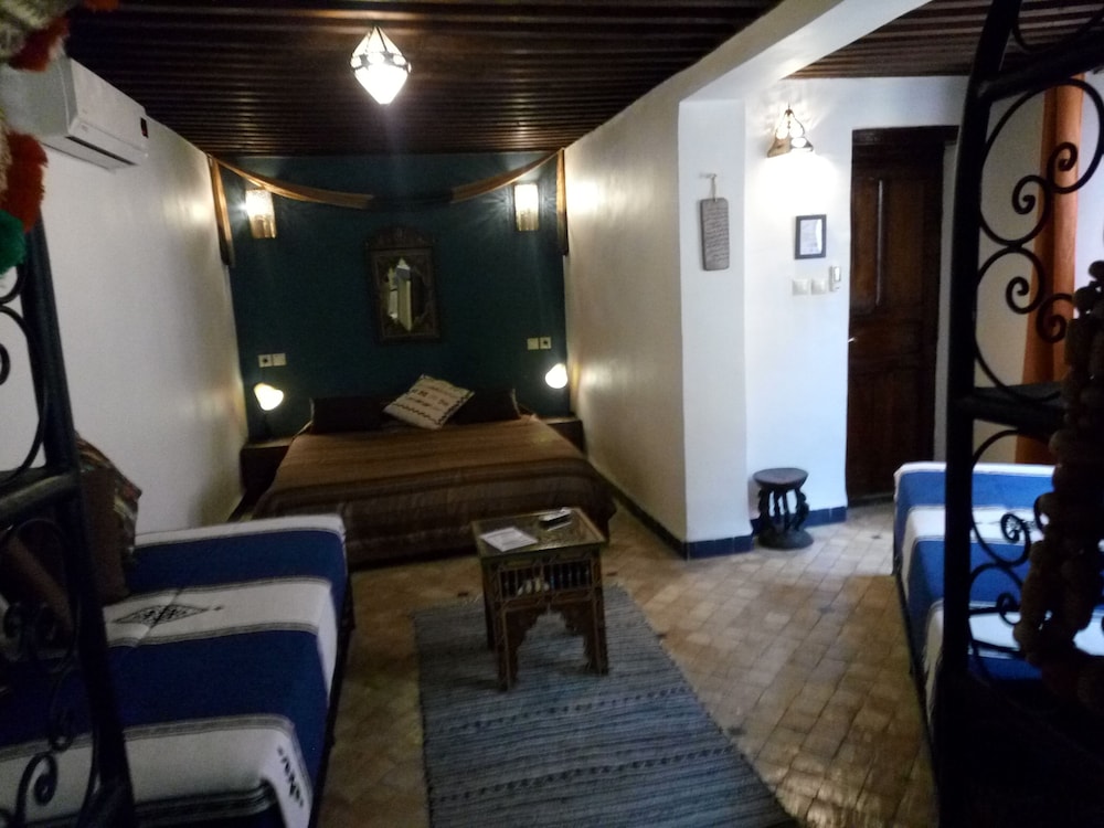 Riad Letchina 35/50