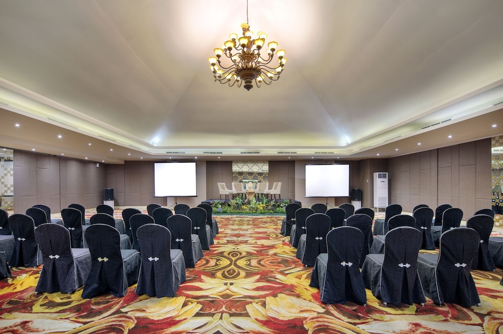 Four Star by Trans Hotel 39/50