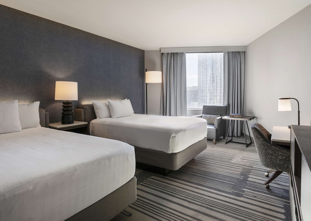 Regency, Suite