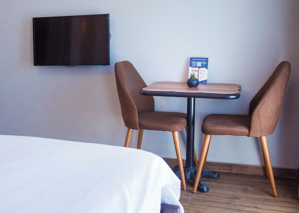 Zendy Suite Hotel 78/88
