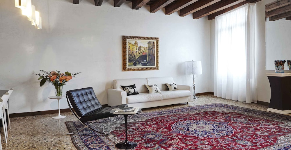 Hotel Palazzo Paruta 29/49