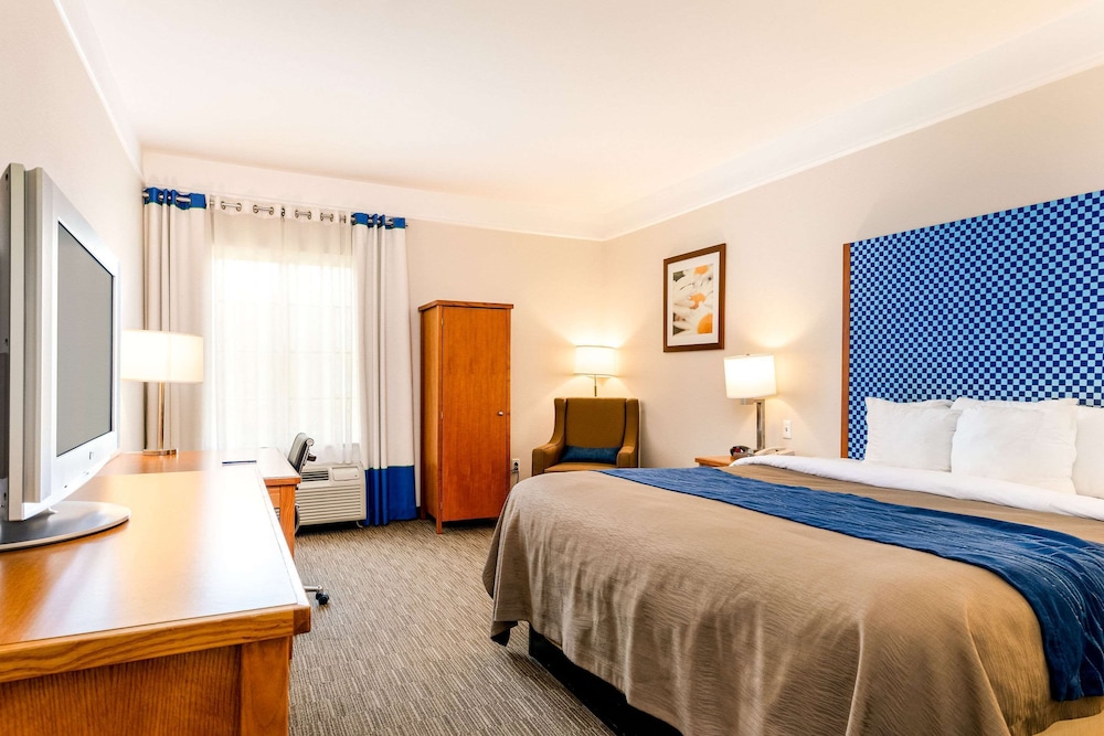 Spark by Hilton Savannah Airport 15/46