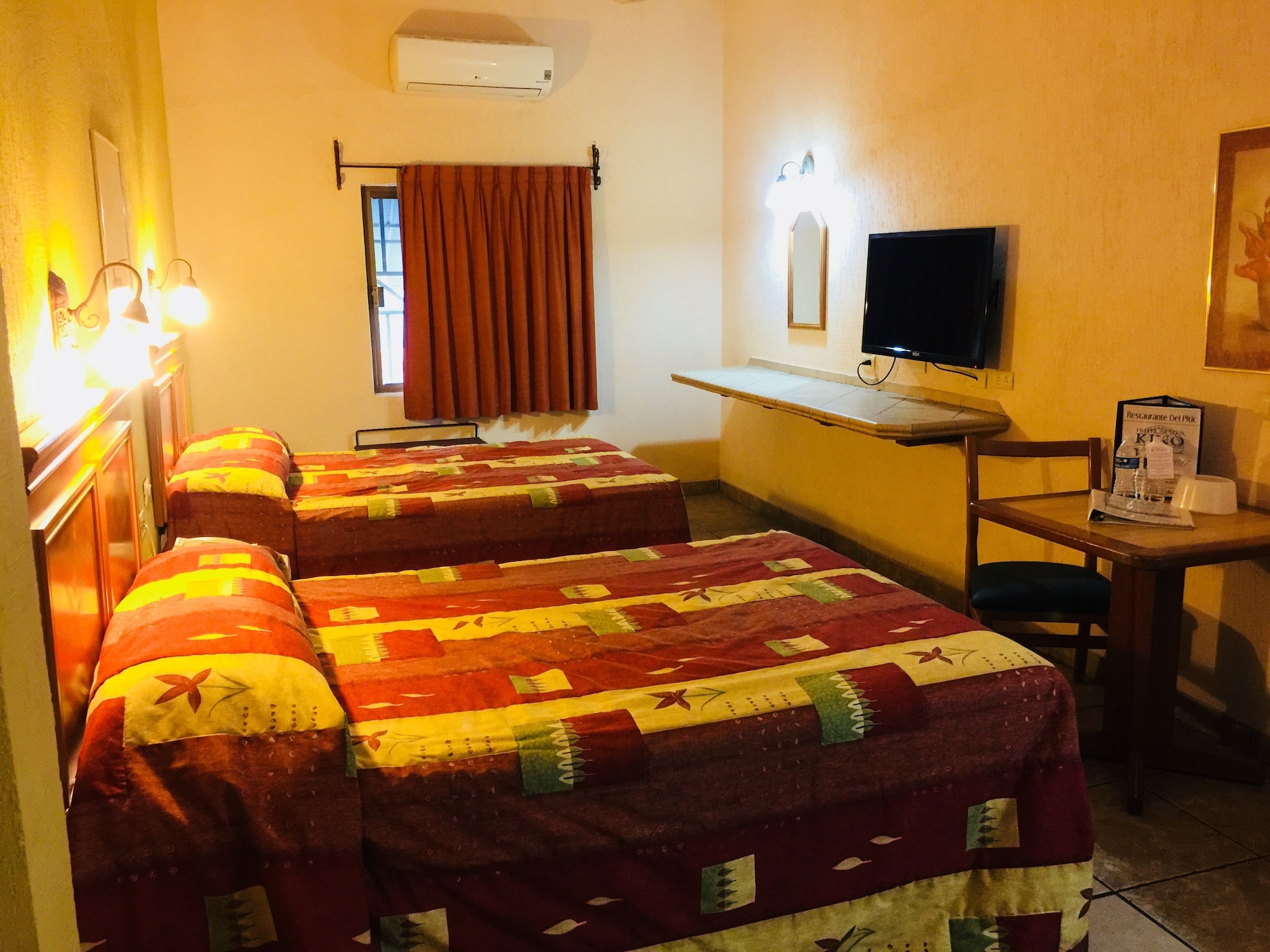 Executive, Suite, 2 Double Beds, Hotel Suites Kino 10/10