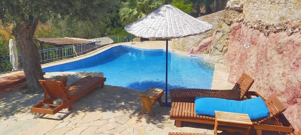 Sato Triopia Butik Otel 46/50