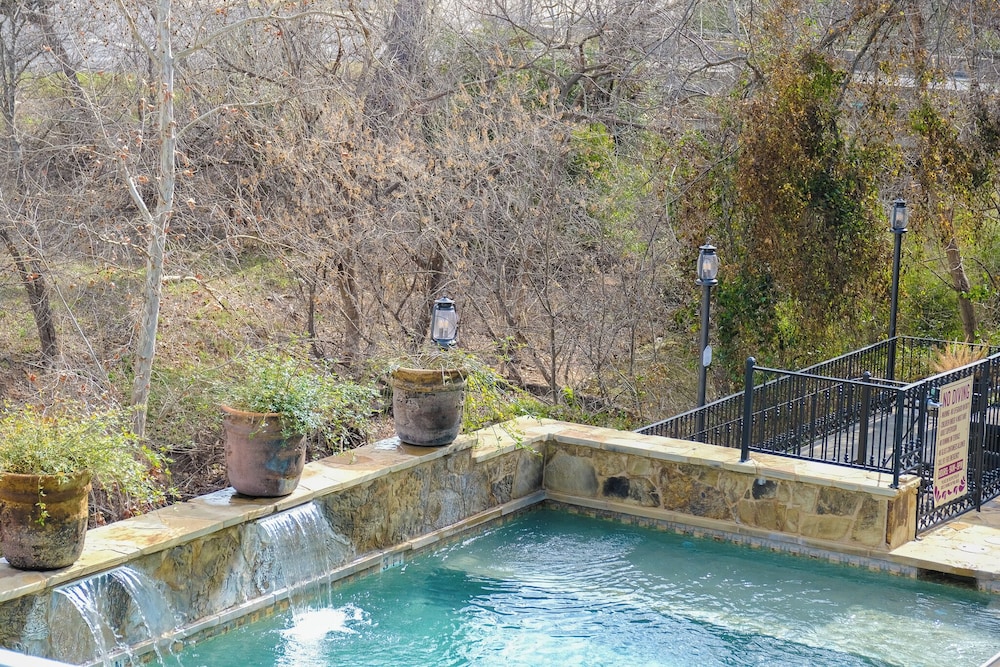 The Lodge Above Town Creek 64/73