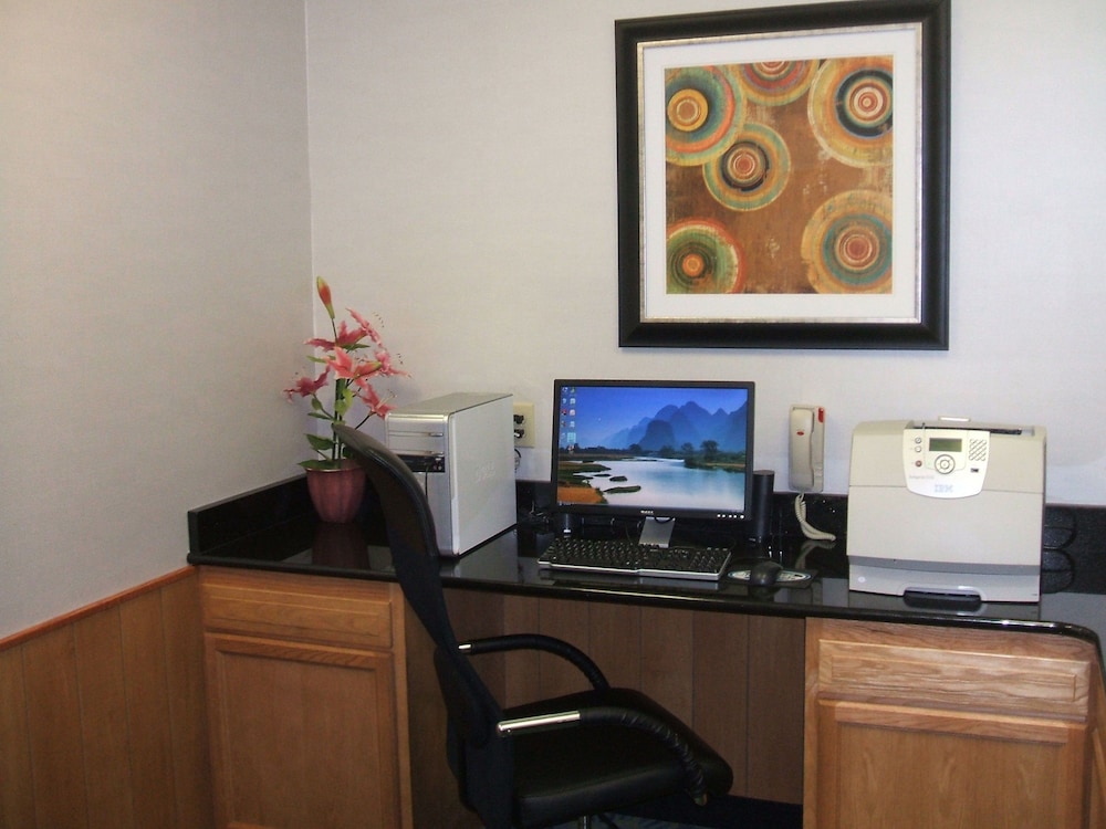 Holiday Inn Express Hotel Suites Dubois 63/72