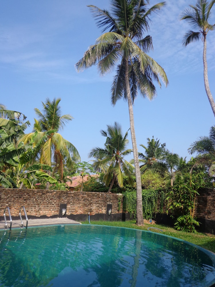 Hotel Star White Negombo 39/50