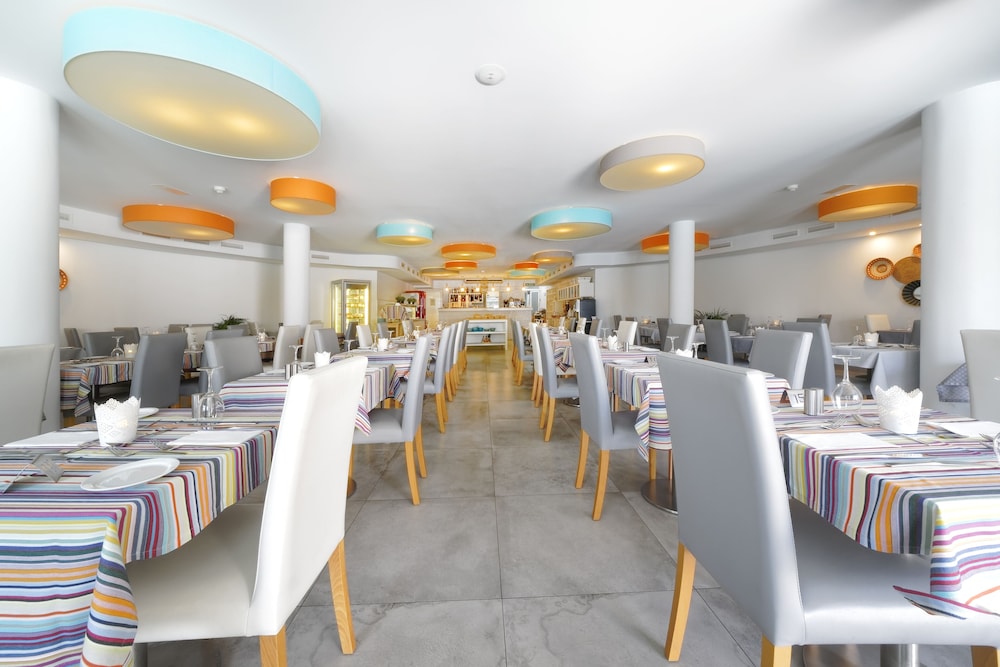Aqua Suites Hotel Boutique 13/26