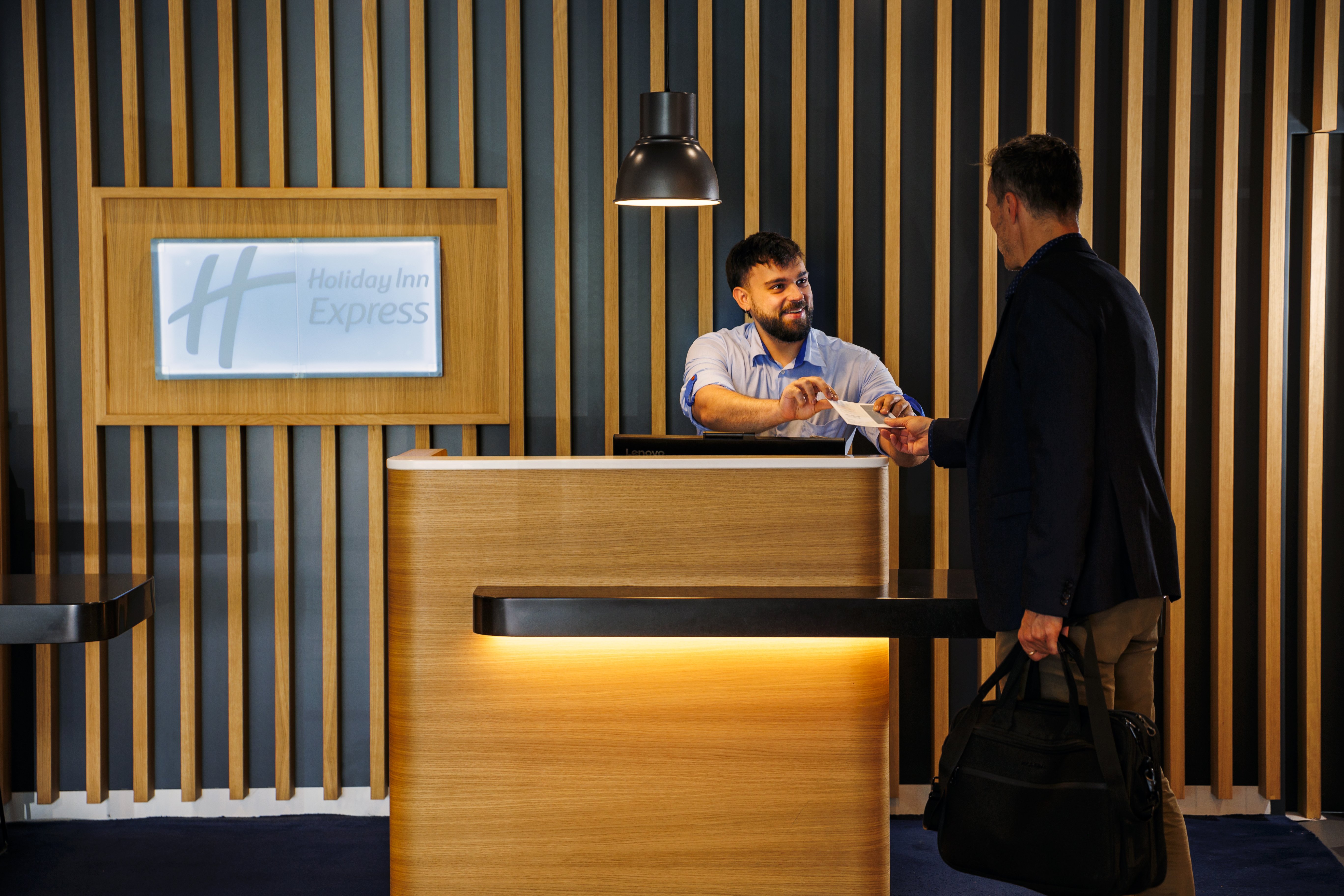 Holiday Inn Express Bilbao 7/56
