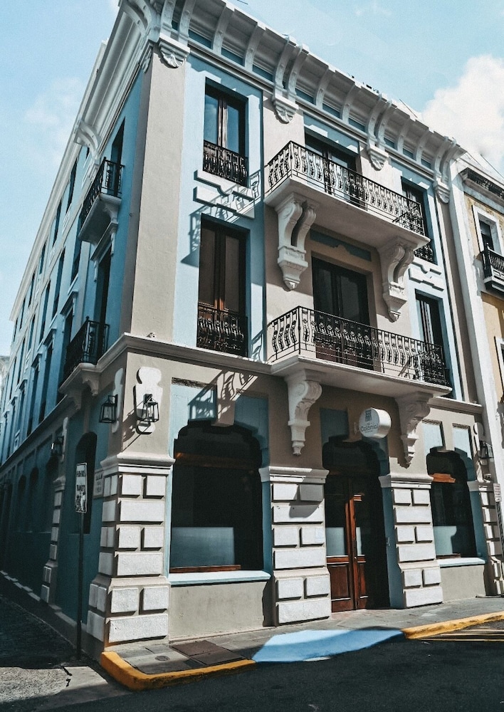 El Colonial - Adults Only 2/50