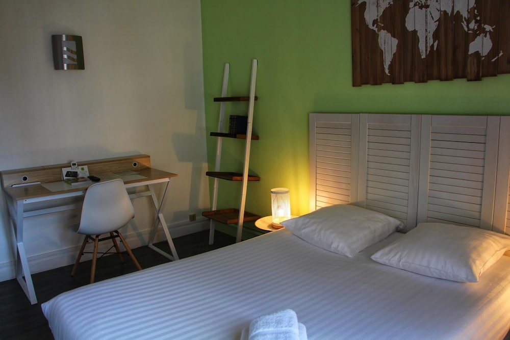 Logis Hotel Du Cirque 14/73