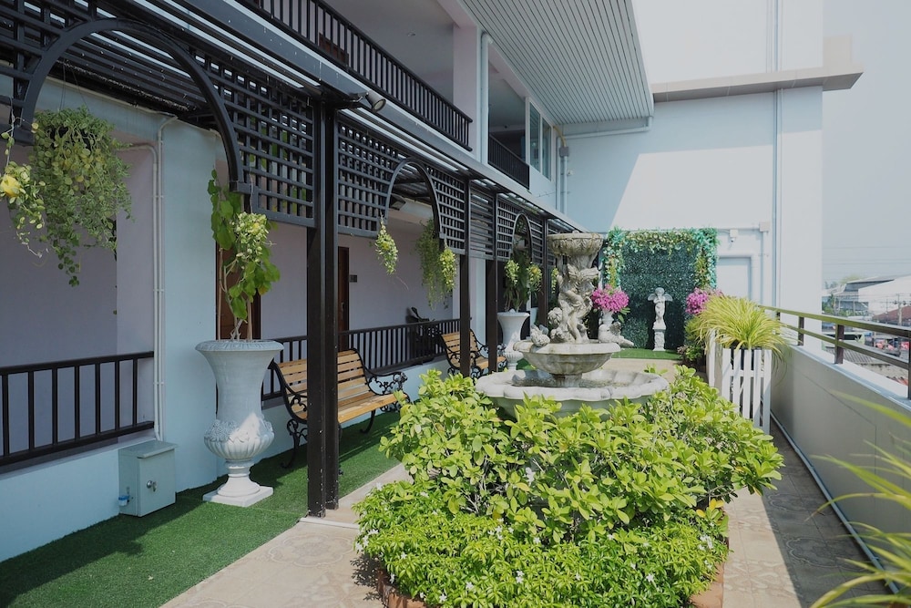 TUBTIM SIAM SUVARNABHUMI HOTEL 46/50