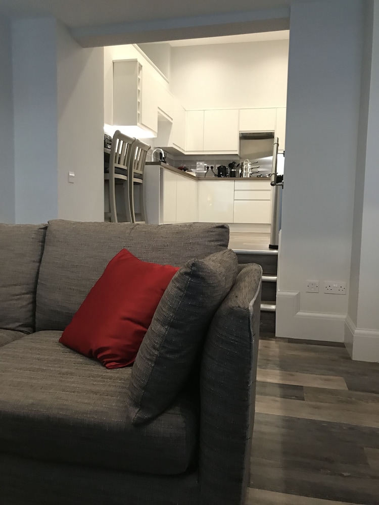 Cavendish House 30/50